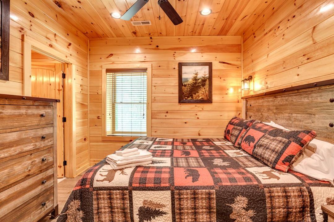 Gatlinburg Cabin With Private Hot Tub By Staycating Exterior foto